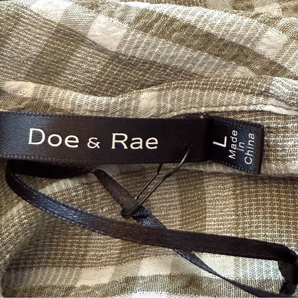 Doe & Rae Olive Tank Top with Plaid Detail - Picture 5 of 10